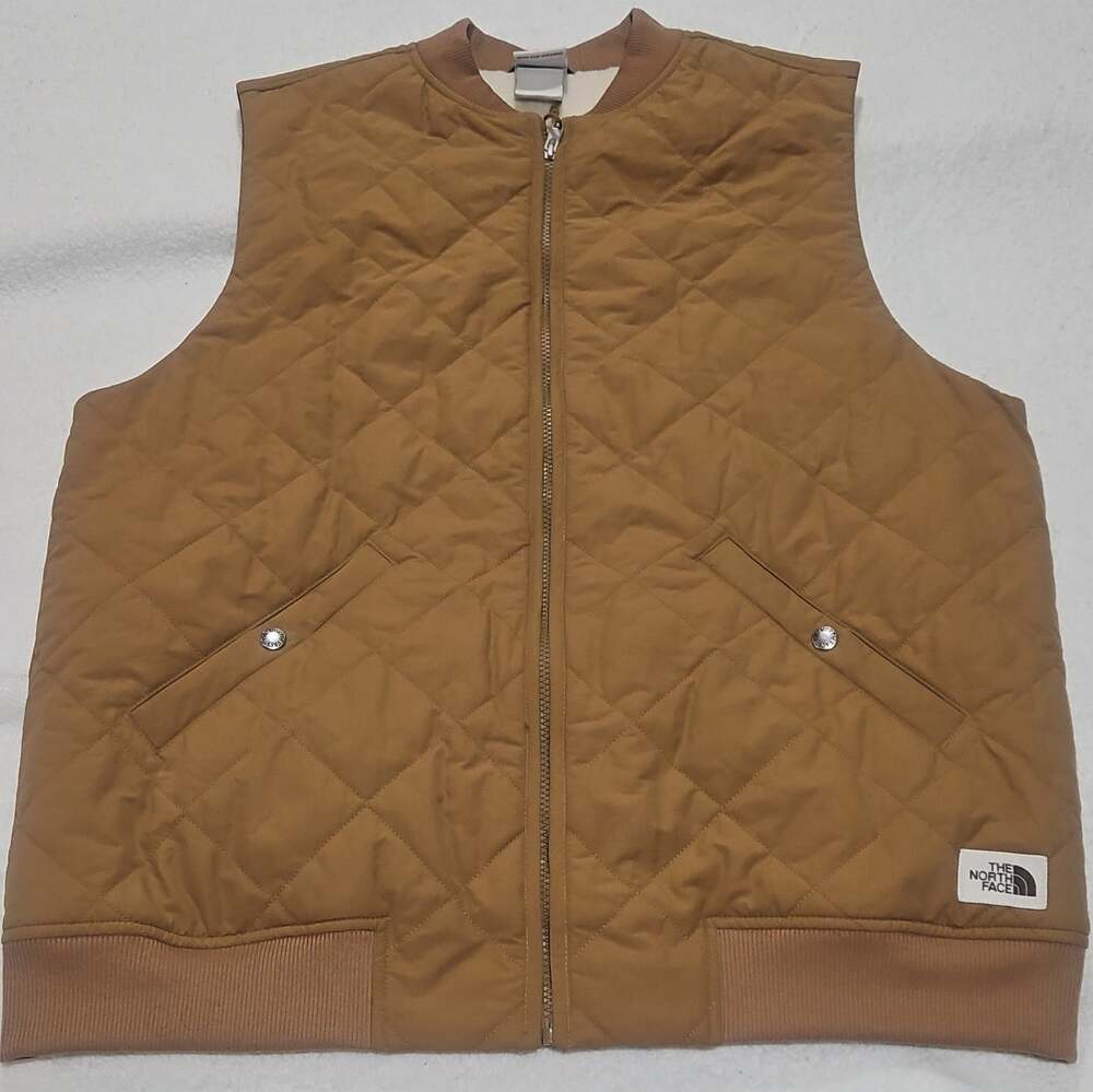 Men’s The North Face Utility Brown Cuchillo Insulated Quilted Vest, Large